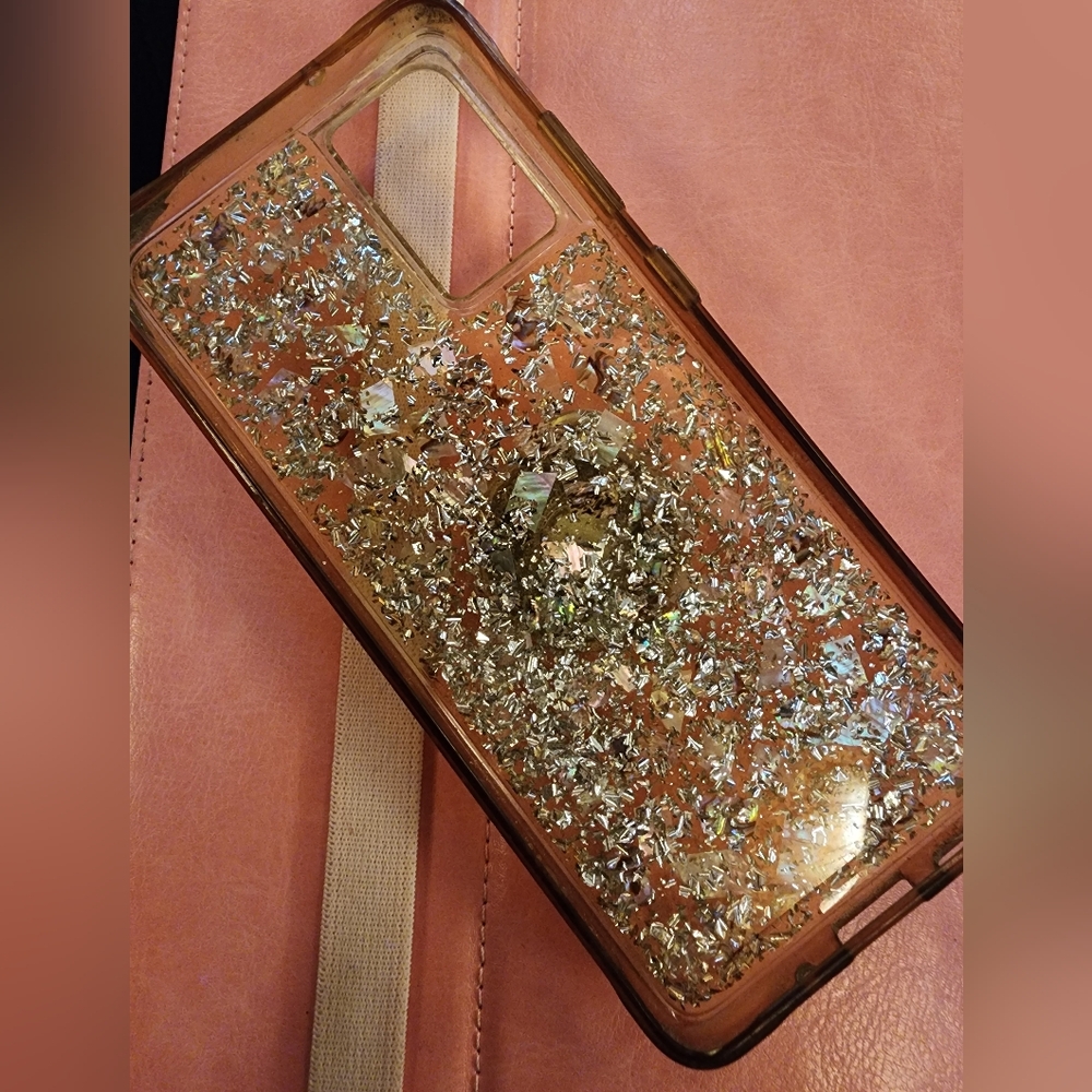 Galaxy S20+ phone case and Pop Socket